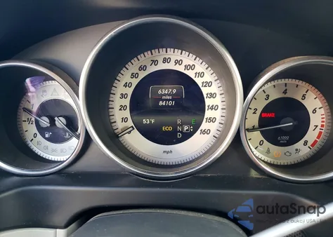 2014 Mercedes-Benz E 350 4Matic z USA, uszkodzony, nr VIN WDDHF8JB5EB005471